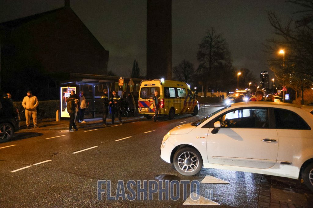 Scooterrijder gewond na aanrijding met auto