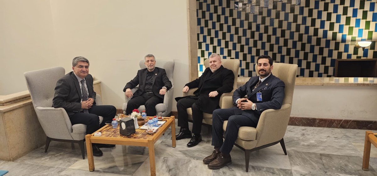 Acarberhat06's tweet image. Yeni yol partisi Grup Başkan Vekili kıymetli vekilimiz Mehmet Emin Ekmen beye taziye ziyaretinde bulunduk. Kendisine başarılar diliyoruz.
#yeniyüzyılpartisi
#yeniyolpartisi