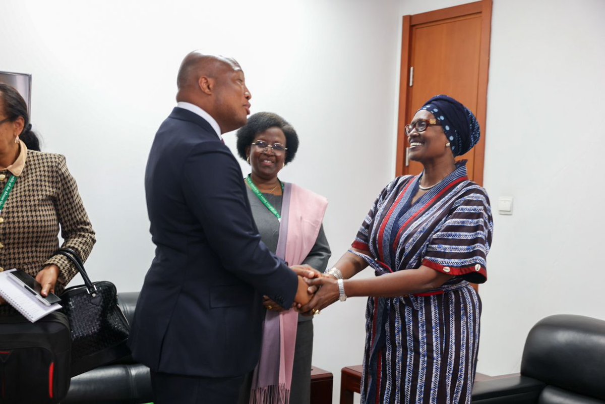 Winnie_Byanyima's tweet photo. Delighted to greet H.E. @S_OkudzetoAblak, Minister of Foreign Affairs of Ghana at the African Union today.
🇬🇭 is leading the continent strongly on sustainability and health sovereignty with the Accra Reset. 
@GhanaMFA #AUSummit2026 https://t.co/wQmNsnRE9W