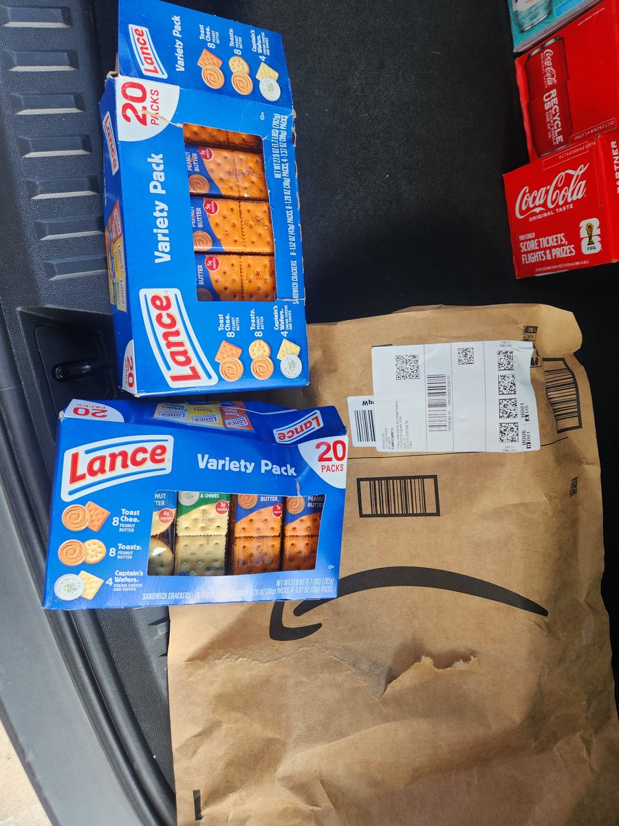 k9habber's tweet photo. @amazon why on God's earth would you put crackers in an envelope to ship???30% smashed https://t.co/sq8SiDfV0x