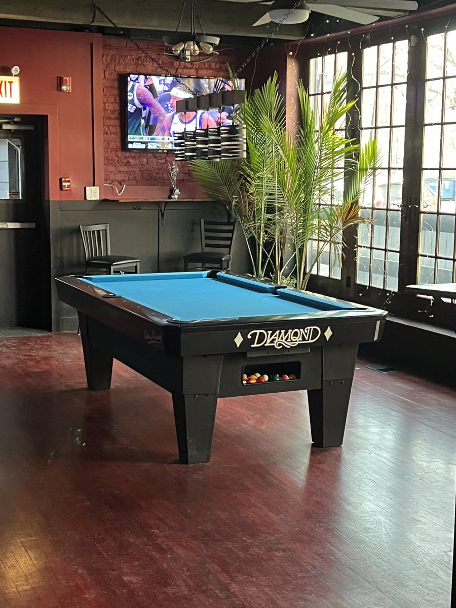 chicagobars's tweet photo. A @SpitefulBrewing beer at another “I could’ve sworn this was a tavern licensed establishment” misfire for Chicago #TavernWeek2026
In any case Metropol Grill and SALOON at 4128 N Lincoln has a full bar and a very nice Diamond pool table for your consideration. #FreePlug https://t.co/lo9IgExwan