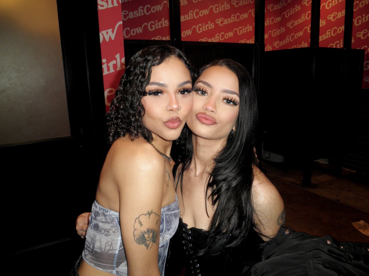 misstorylanezz's tweet image. ｡ ₊°༺❤︎༻°₊ ｡