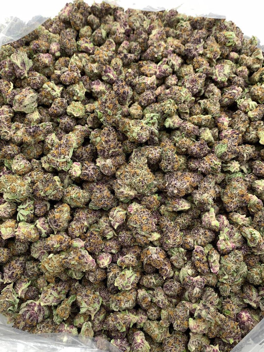 LiftedLeaf tweet media