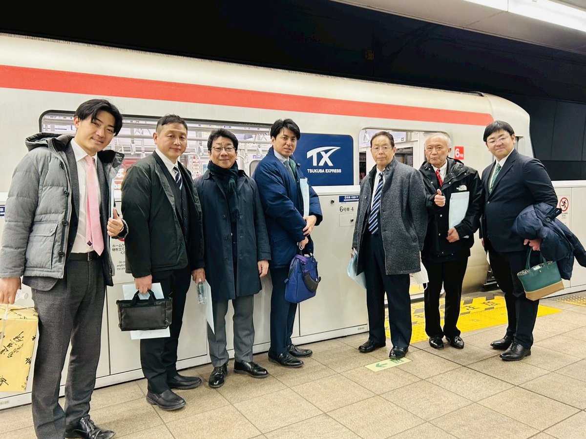 昨日のつくばエクスプレス総合基地等の視察は有意義。8両化に時間がかかる具体的事情、東京駅延伸についてのJRや東京都とのやりとりなど、県庁経由では聞けない実情を伺うことができました。今後の活動に活かしてまいります。