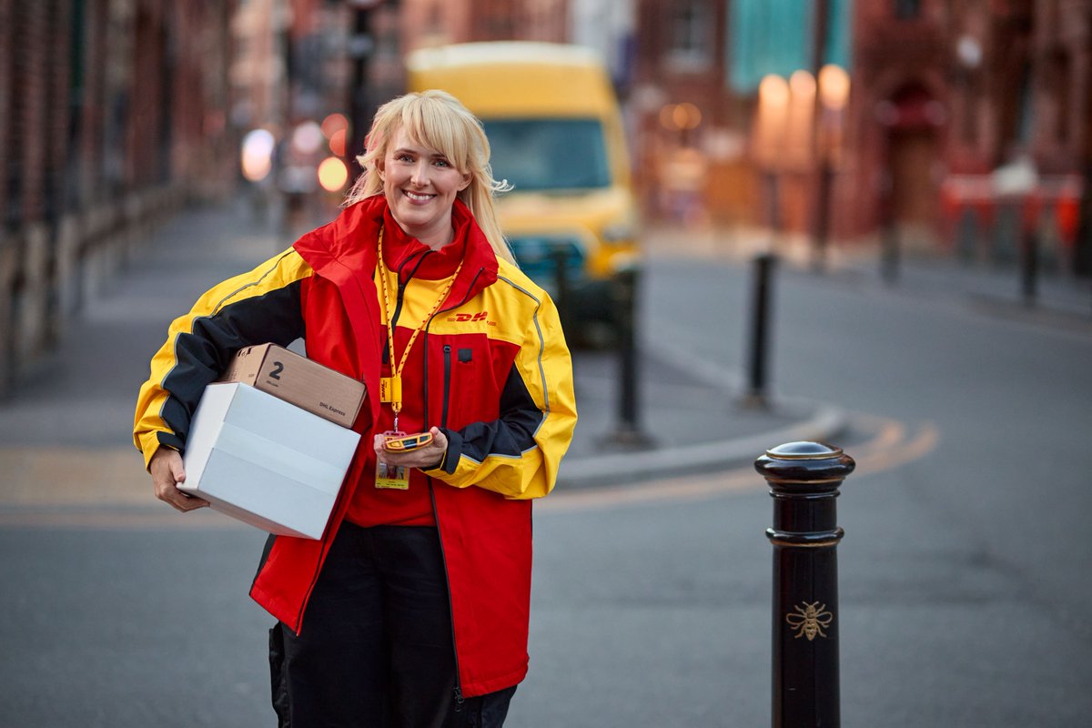 DHL Express Ireland tweet media