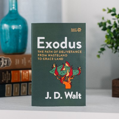 Zondervan Reflective tweet media