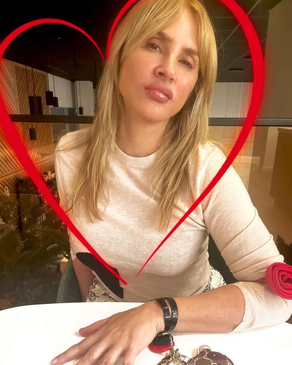 Anne-Marie Losique tweet media