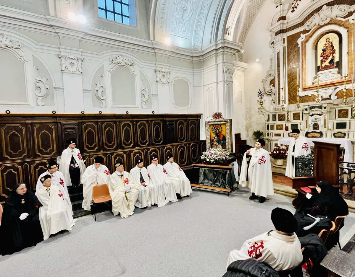 Oggi, a Cosenza, si è festeggiata la Patrona della Metropoli venerata con il titolo di Madonna del Pilerio. In questa occasione, a presiedere il Solenne Pontificale è stato Sua Beatitudine Eminentissima il Patriarca di Gerusalemme dei Latini il Cardinale Pizzaballa.