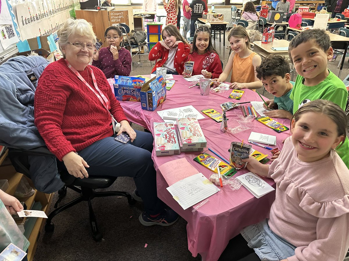 MrsSealsTweets tweet media