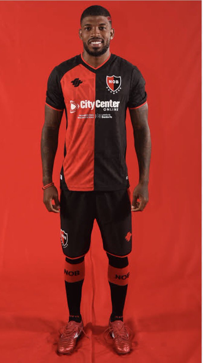 CORRECCIÓN DE TEXTO Jherson Mosquera, lateral derecho o zaguero central está en los planes de <a href="/cdtolima/">Club Deportes Tolima</a> según lo informó el colega, Elmer Pérez Zapata. Actualmente está en Newell’s Old Boys y tiene contrato hasta 31 de diciembre de 2026. Sería el reemplazo de Yhormar Hurtado.