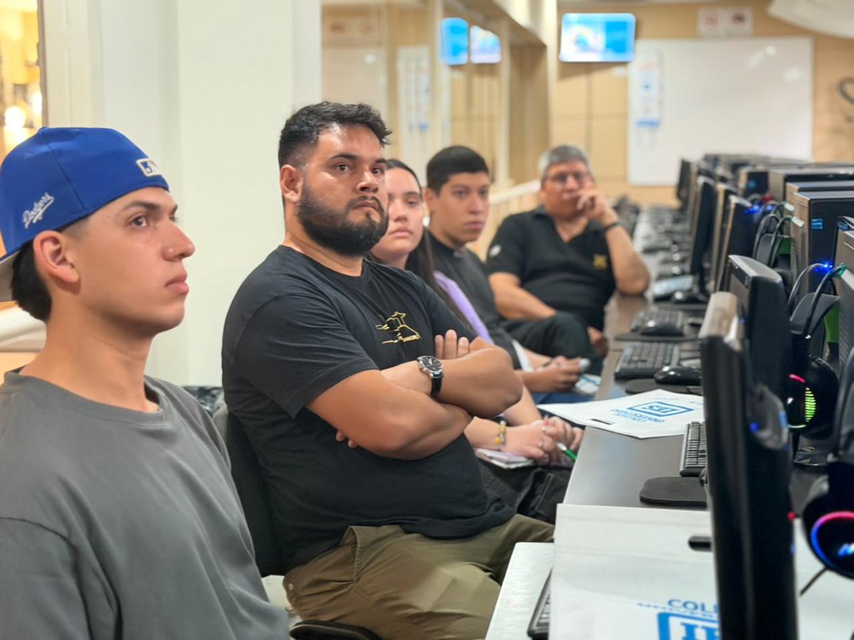 Colegio Universitario IES tweet media