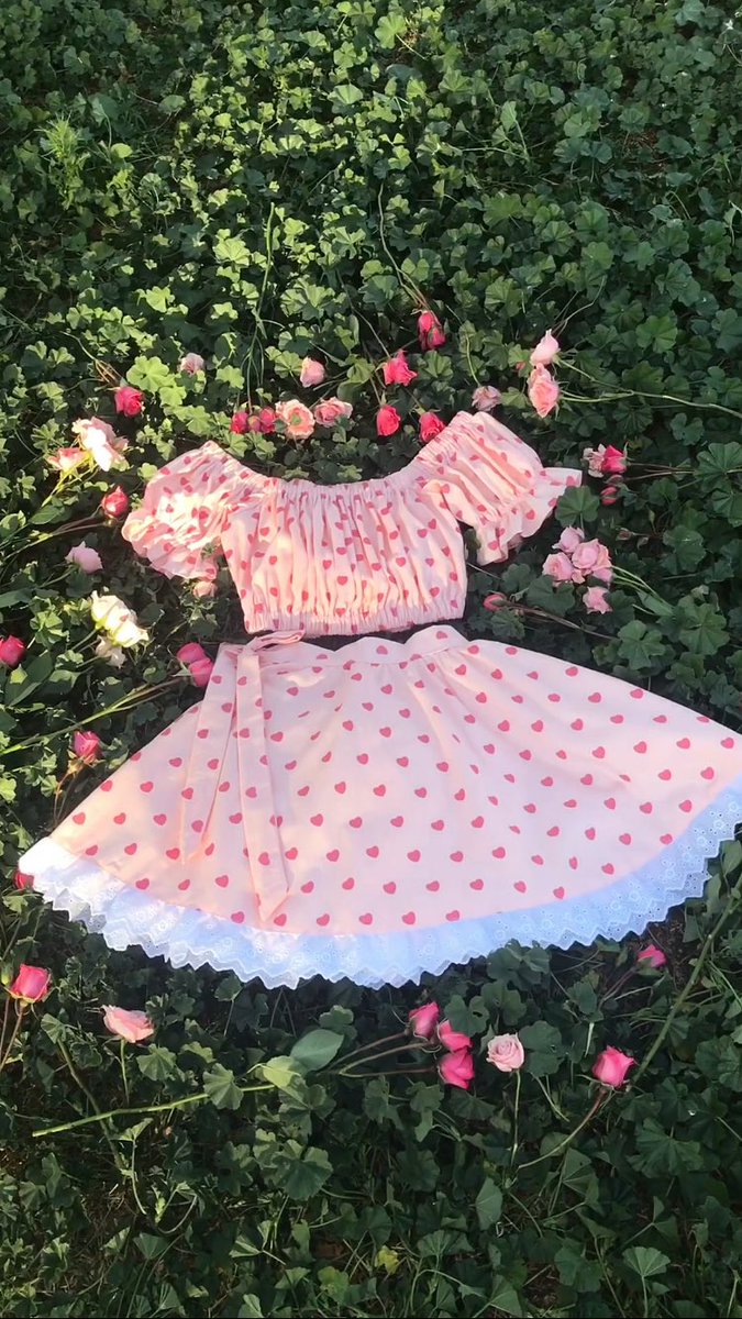 BonneChanceCOL's tweet photo. 💌🧸Hearts, scalloped floral lace, bows, oh my!! Cute Crush 2 Piece Dress 🧸💌 https://t.co/QRfkxzl3JU