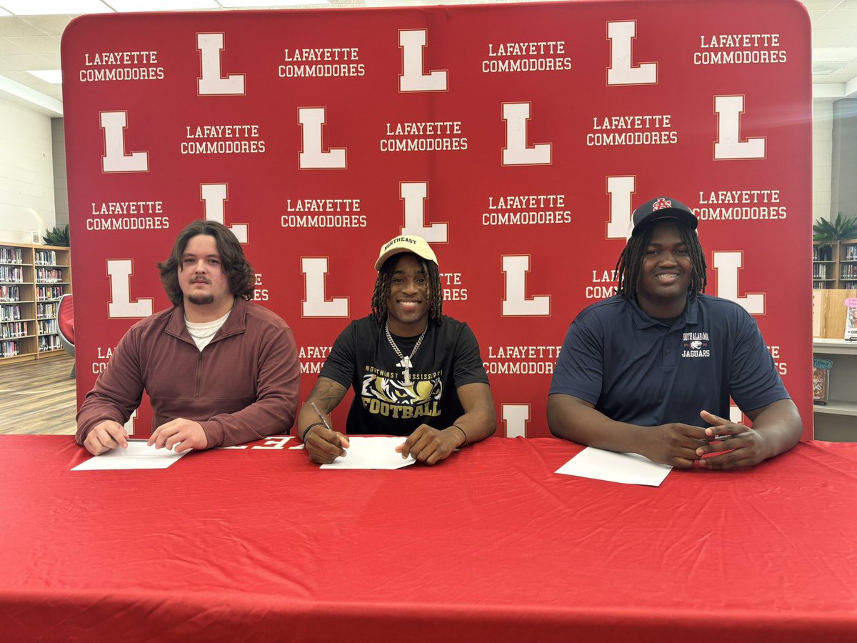 Lafayette Commodore Football tweet media