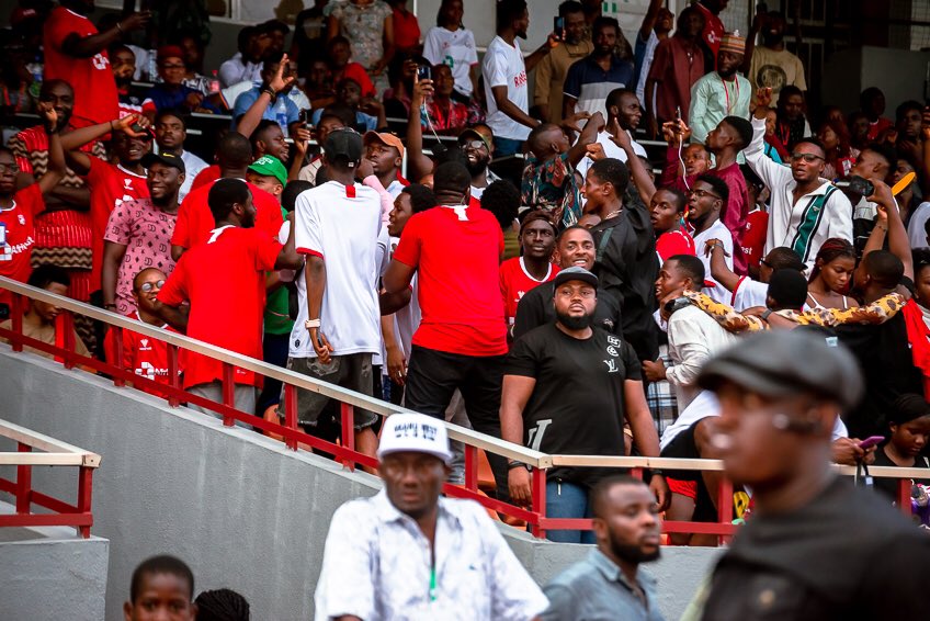 Rangers_Intl's tweet image. Because Thursdays are for throwbacks…

Matchday 26. NPFL 2024.
Enugu stood still as the Cathedral roared.

Now it’s Matchday 26 again.
New challenge.
Same fire in our veins.

Let the Cathedral rise once more.

#NeverSayDie #TitlePush #RangersInternational #TBT