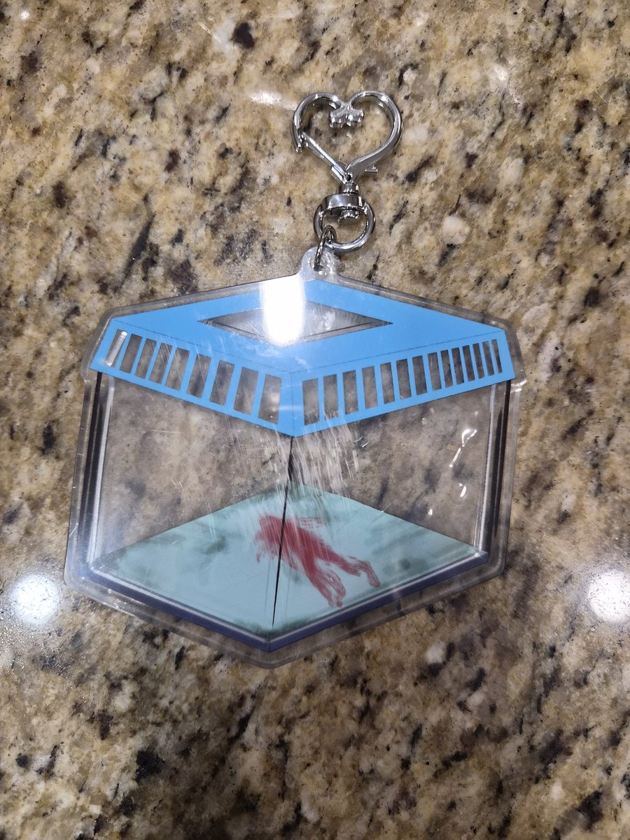 KingLadyMarlin's tweet image. WHO THE HELL LET THEM OUT