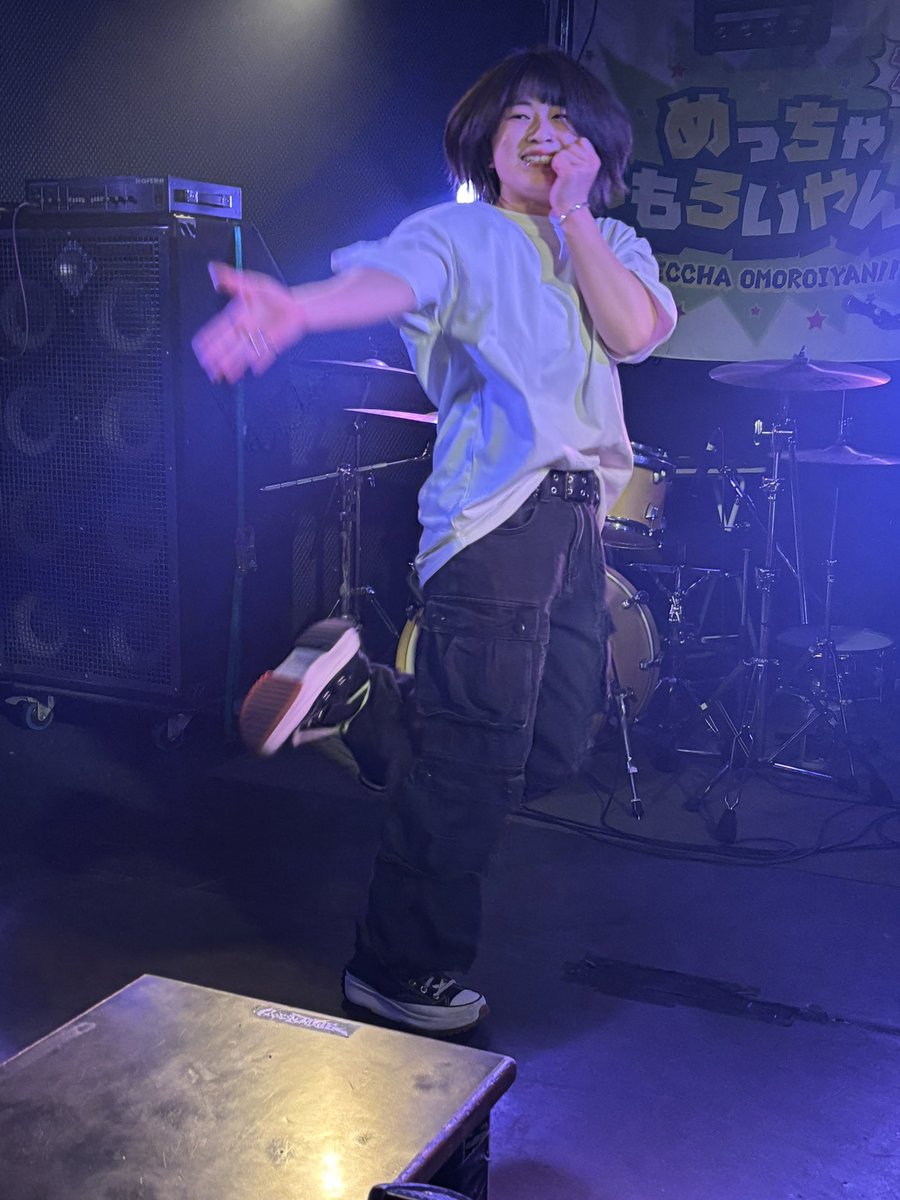 mecchaomoroiyan's tweet photo. ⑥虎丸

おもろいやんはダンスの出演ももちろんOK🔥 
25分間ノンストップの爆踊りステージで会場の温度一気に上昇！
キレとパワーと表現力でフロアを盛り上げる💪
ジャンルの枠を飛び越える熱い時間でした💃

#めっちゃおもろいやん https://t.co/2wcQjOX2r1