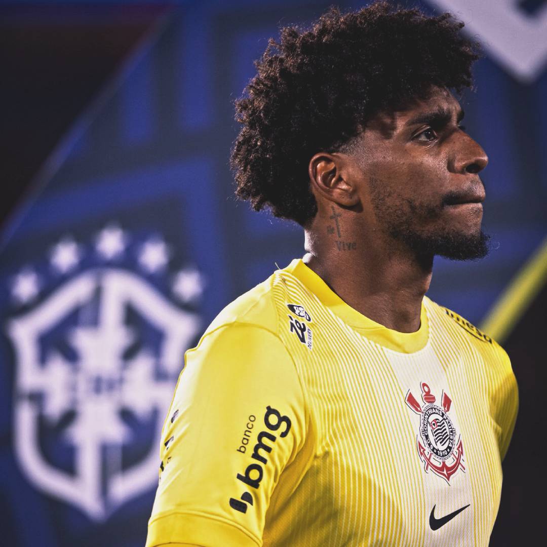 R10 Score tweet media