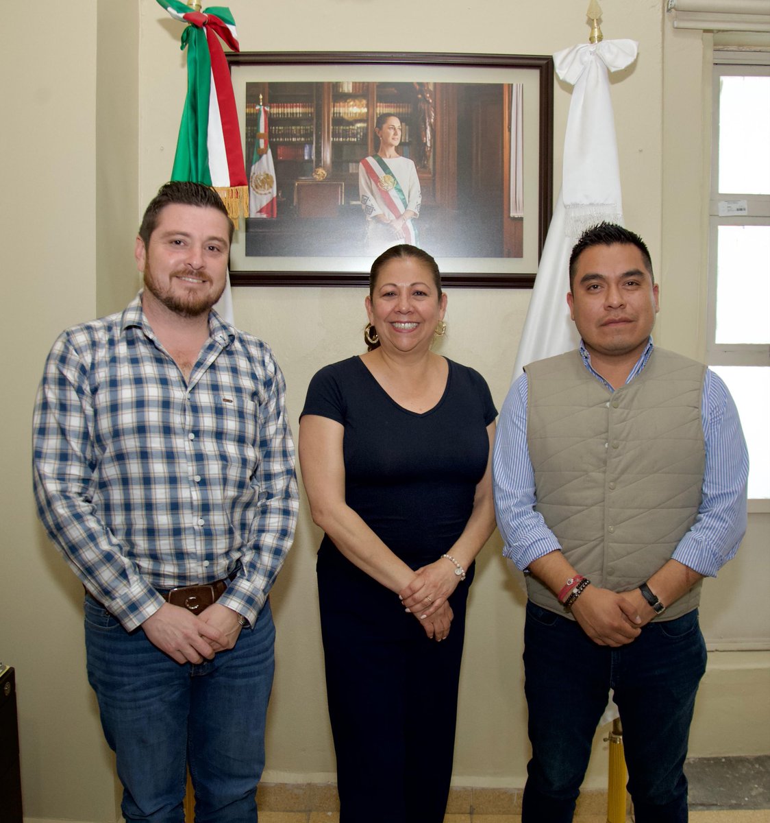 🫱🏽‍🫲🏼 Venustiano Carranza es un municipio con gente trabajadora y grandes oportunidades. Recibí al presidente municipal Marco Antonio Valencia Ávila para dialogar y sumar esfuerzos en favor de sus comunidades 🙌🏼.

Con el liderazgo del gobernador <a href="/armentapuebla_/">Alejandro Armenta</a> y la visión humanista