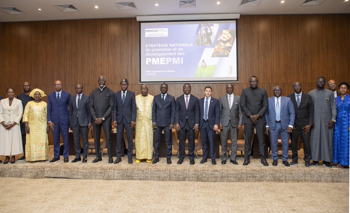 mincom_sn's tweet image. PME et PMI | Validation de la Stratégie nationale de promotion et de développement des PME. Cap sur une nouvelle dynamique de croissance. Retour en images ⤵️📸
#PME #PMI #Industrie #Sénégal #Vision2050