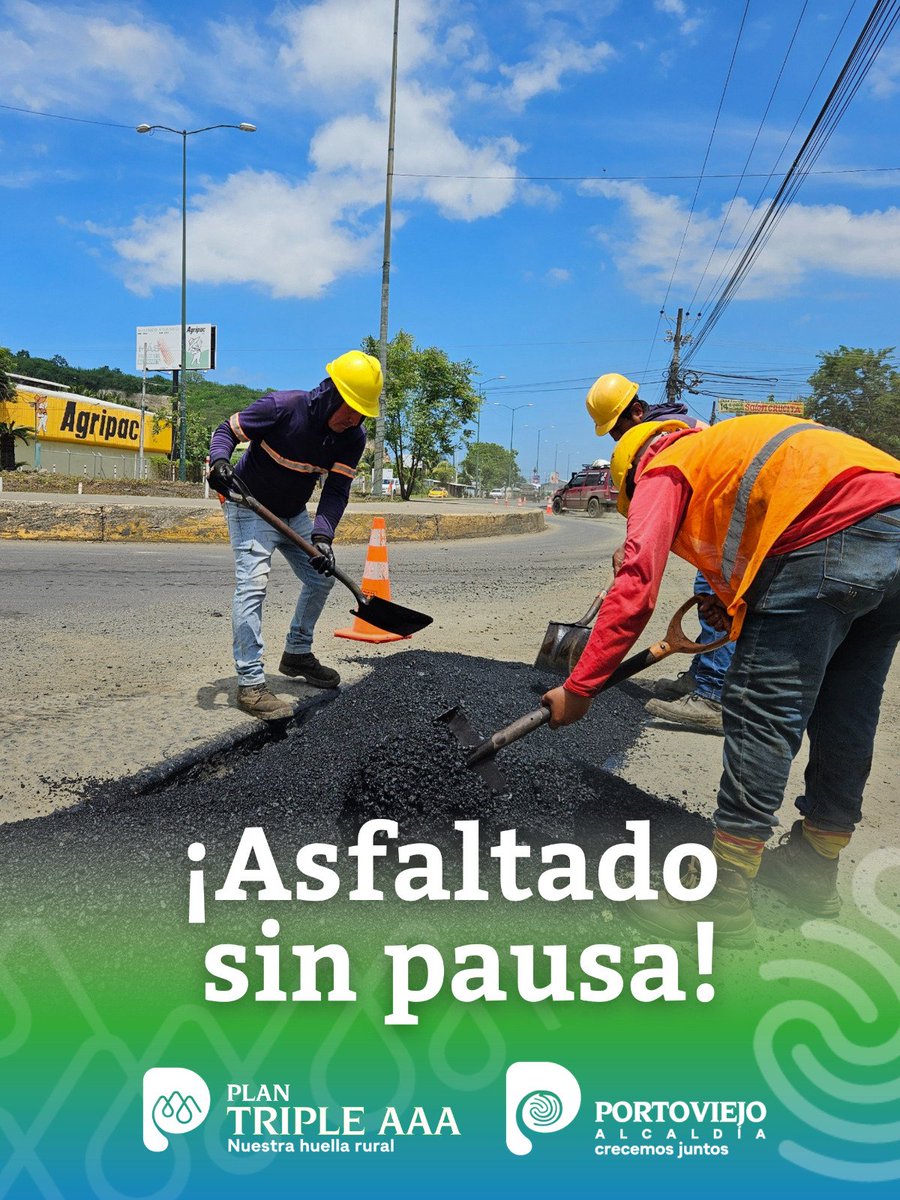 plantripleaaa's tweet photo. ¡Aceleran reposición del asfalto tras instalación de las tuberías que llevarán agua potable a Crucita! https://t.co/rp1YqNnZws