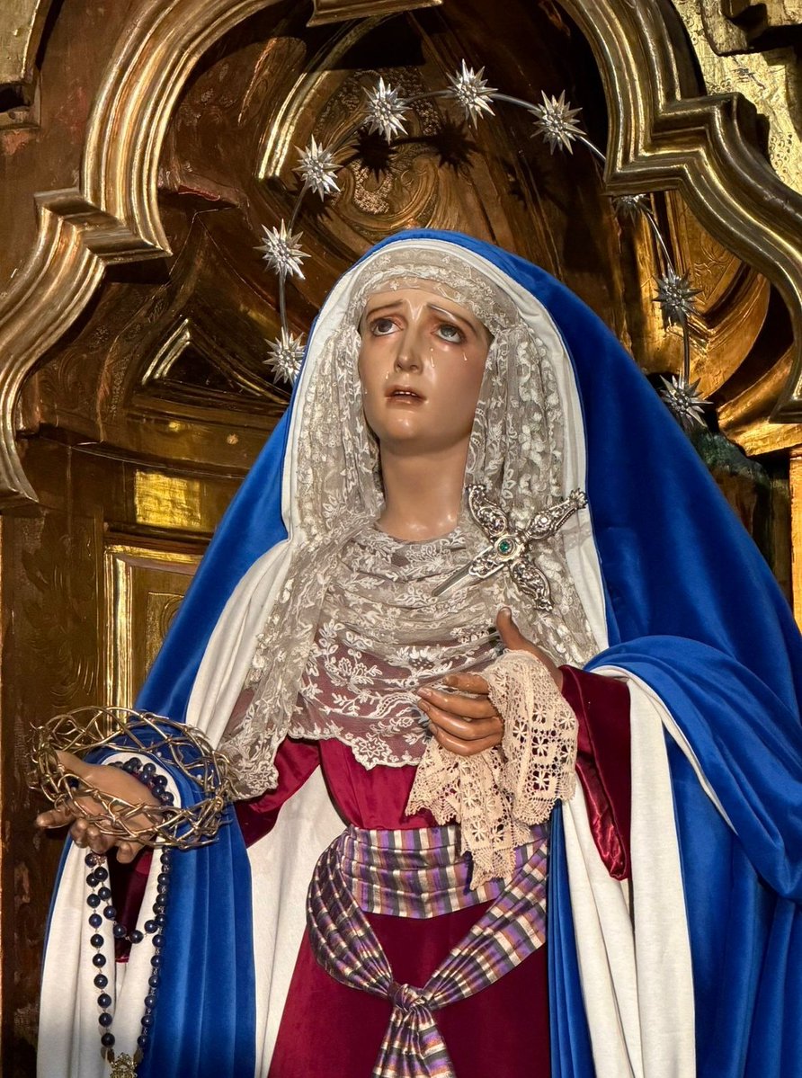 Alex27Sep's tweet image. Nuestro Padre Jesús Nazareno, Regidor Perpetuo de Cádiz, y su bendita Madre, la Virgen de los Dolores, vestidos para la Cuaresma.