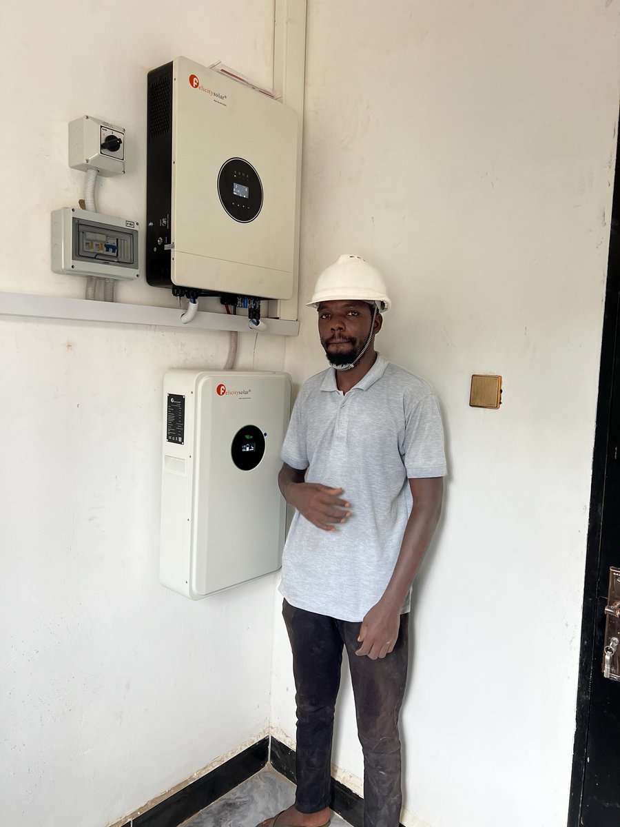 5 kw solar system advantages:
✅ monthly cost saving.
✅ has a warranty of 7 years
✅ comes with a free installation and smart hybrid inverter 
✅ it comes with a storage of 5 units per night that communicates
✅ has a total power generation of 14.7 units per day
#0781498893