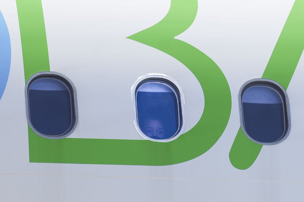 El compromiso con la familia venezolana es inquebrantable. Hoy recibimos 125 compatriotas, reafirmando que cada venezolano cuenta y su lugar siempre será aquí. #CompromisoSocial #VenezolanosEnCasa 💪🏽💛💙❤️

#LosQueremosDeVuelta
#BringThemBack