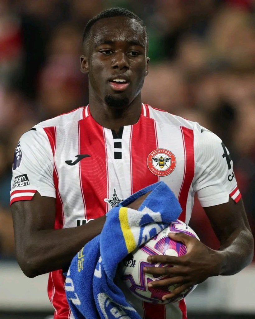 This Brentford KAYODE is just Rory Delap with more melanin; Rory Delap Pro Max, even. This image is probably the most feared sight in the Premier League right now. I mean, if he were the one who threw the stone, Goliath would have died twice! 
_
Konisewu™️