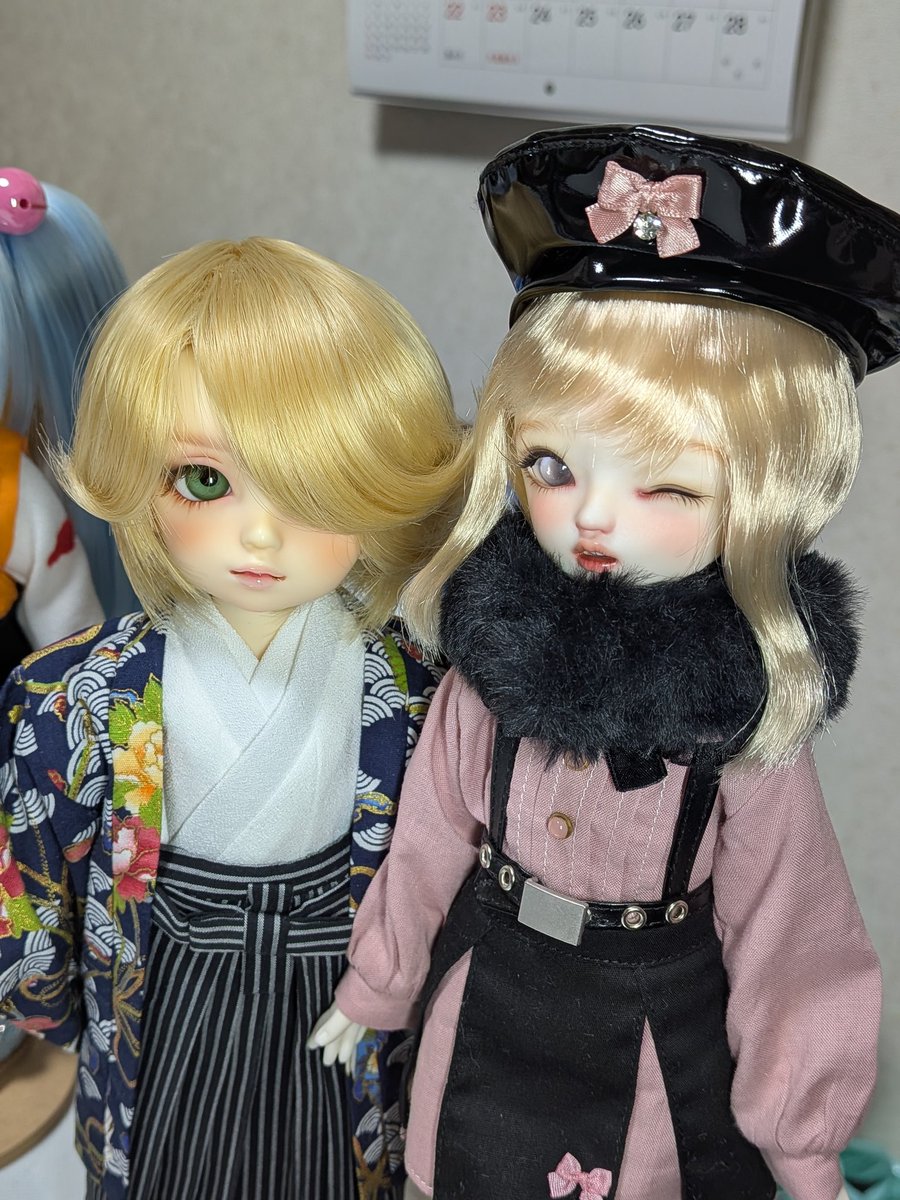 おはようございます😊
みっくん(みつる)とハルハル(ハルカ)
は幼SDと画境人形27cmでメーカー違いですが相性よさげなのでペアにしました。
#おはドル
#幼SD
#画境人形
#ドールオーナーさんと繋がりたい