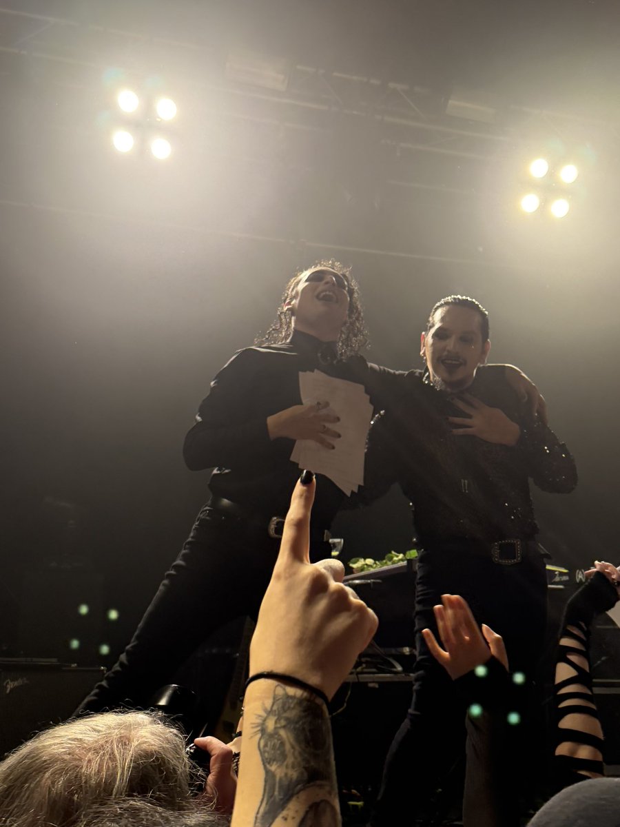 Saintbarca's tweet photo. Excellent again @twin_tribes . Tufnell Park Dome this time. 

Manchester, Bristol, Glasgow and London. About 1,300 miles driven. Worth every minute.

Will be looking for Europe or maybe a random US city later this year, especially if I can find a Saturday gig. https://t.co/9abka3F828