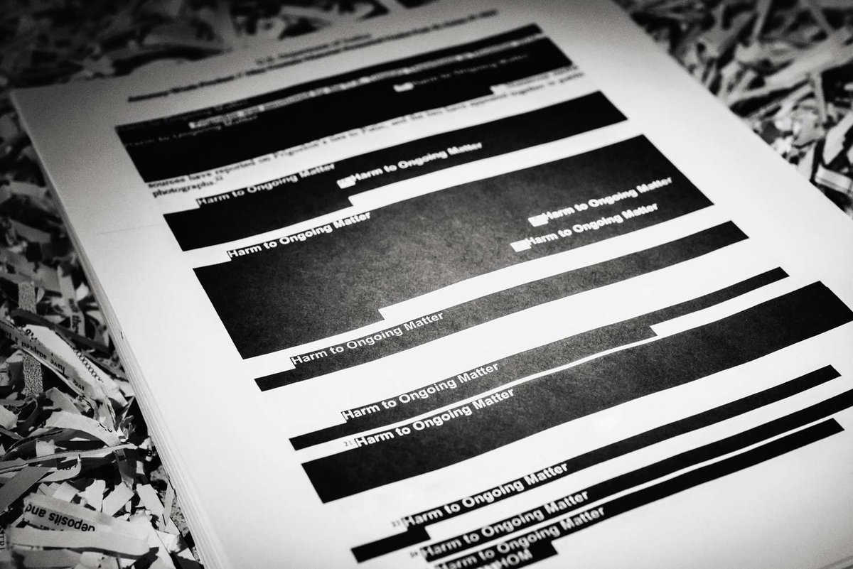 RichPianian's tweet image. 🚨: Thomas Massie claims to have seen unredacted  prototypes of a mass extinction level weapon belonging to the state of Israel in the Epstein Files. The House Rep says he "couldn't go into any more details" but saw it named as: The Global Obliteration Yield Beam