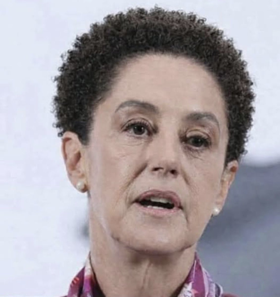 La jinetera del bienestar 🇨🇺