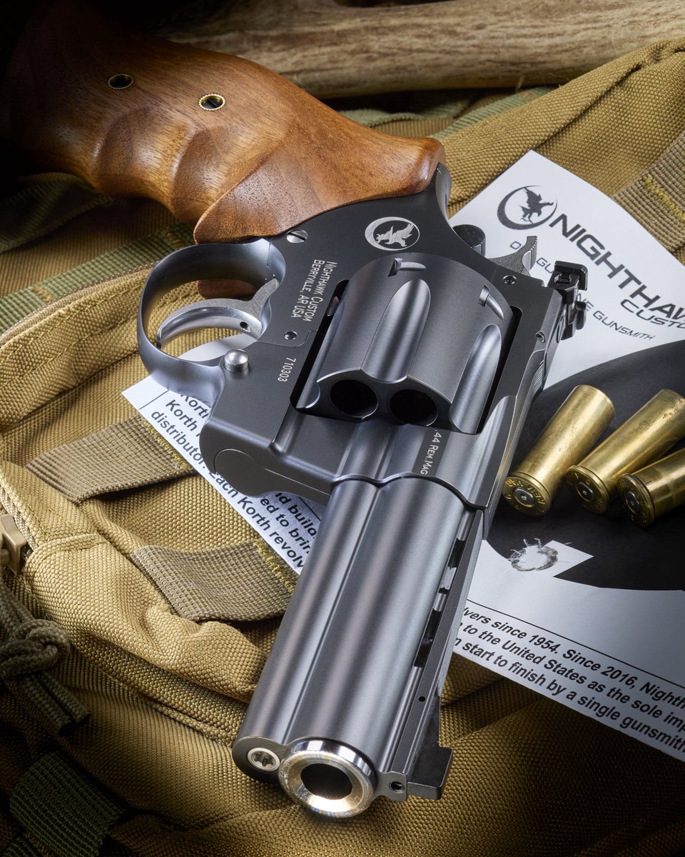 Nighthawk Custom tweet media