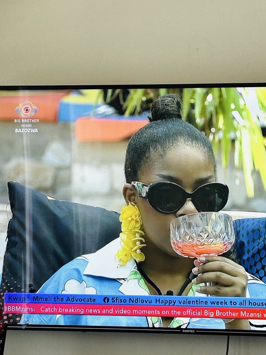 Only Liema 

- tumi the barber 
- Ashay 
- Dube
- the don
- king Wanda

No wonder they called my girl a bitch and whore, my girl don suffer 🤭😂
#BBMzansi 
#BBMzanziS6 
#LiemaPantsi