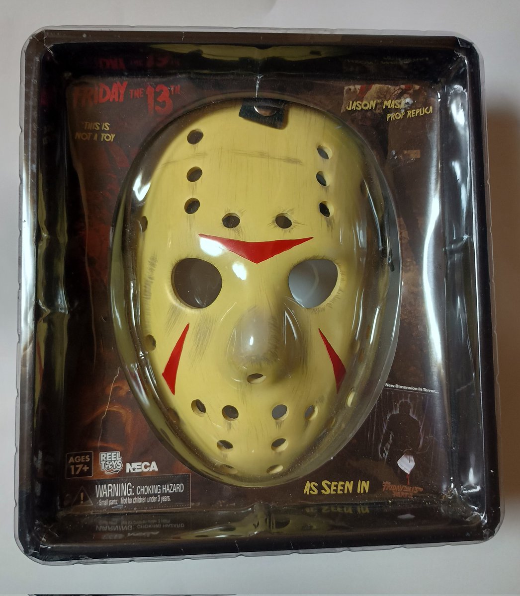 今日は13日の金曜日と言う事で、NECA Part3のプロップレプリカ