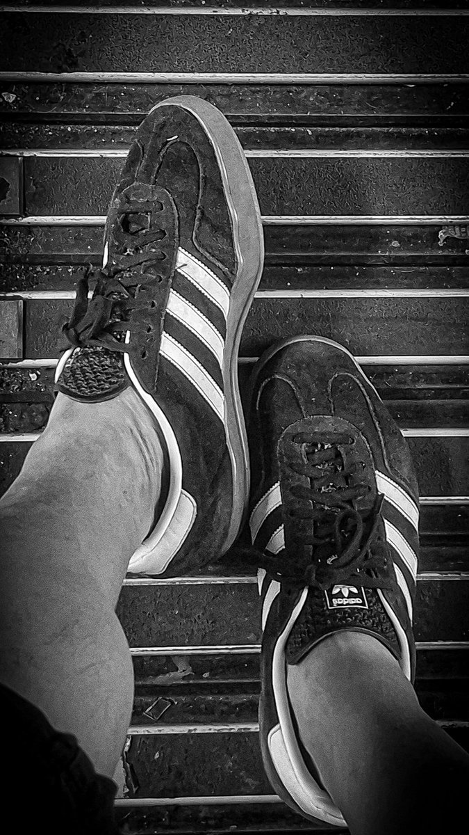 Vestirse de gala para un rato de Cassual Boys... Franz Ferdinand