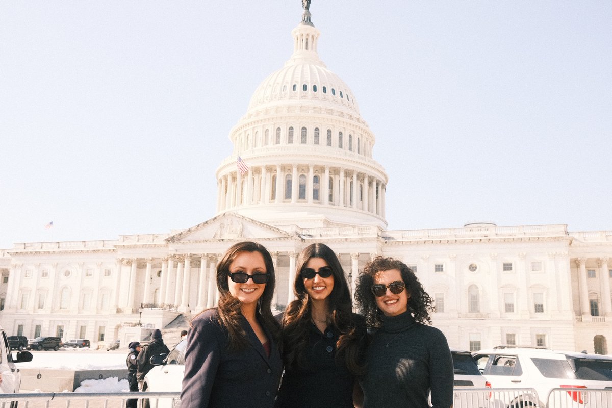 HellenicLeaders tweet media