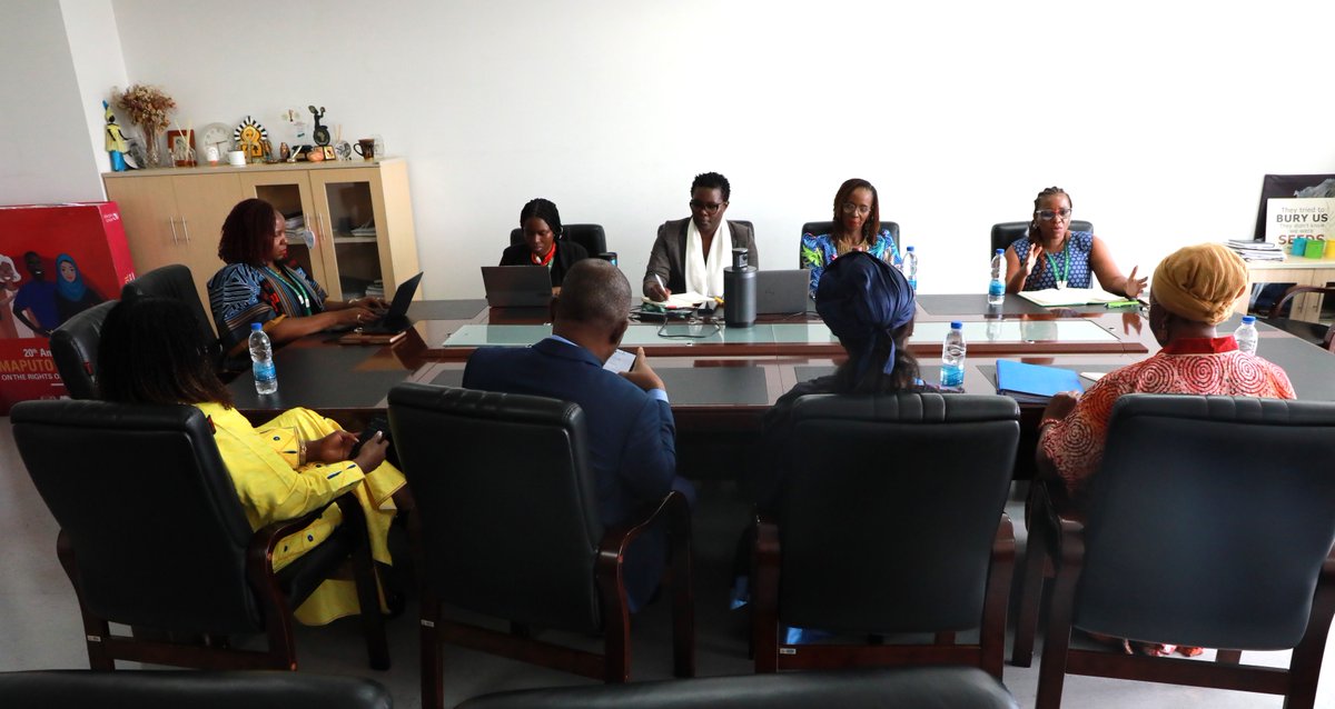 unwomenafrica's tweet image. A future where young women lead and thrive is real #UNWomen is committed to advancing youth development. On the sidelines of the #AUSummit @vanyaradzayi met @WGYD_Director and focused on collaboration to ensure that youth priorities remain central to national agendas in Africa.