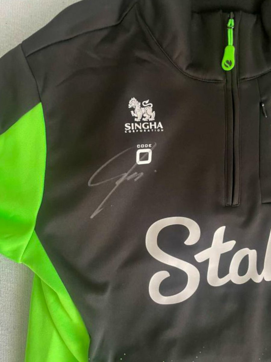 Here is another one of our winners from last year's giveaways, meet Jan. 

Jan won the July Instagram Giveaway and is proudly showing off his <a href="/stakef1team_ks/">Stake F1 Team KICK Sauber</a> quarter zip in the pics below. And check out that close up of <a href="/HulkHulkenberg/">Nico Hülkenberg</a>'s signature! 🤩

Want to be our next winner?