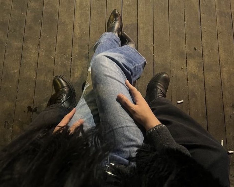 mood 𓏲ּ𝄢 (@uluvrara2) on Twitter photo 