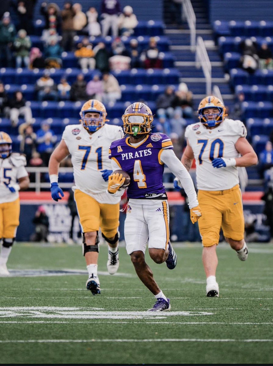 NosymBrown's tweet image. I am Blessed to receive a Division 1 offer from East Carolina University! @247Sports @247recruiting
@BigBody_Nas8 
@BatmansButler44 @CoachErn59 @Coach_Hewitt86 @BrianDohn247 @adamgorney @theUCreport @CoachButterECU