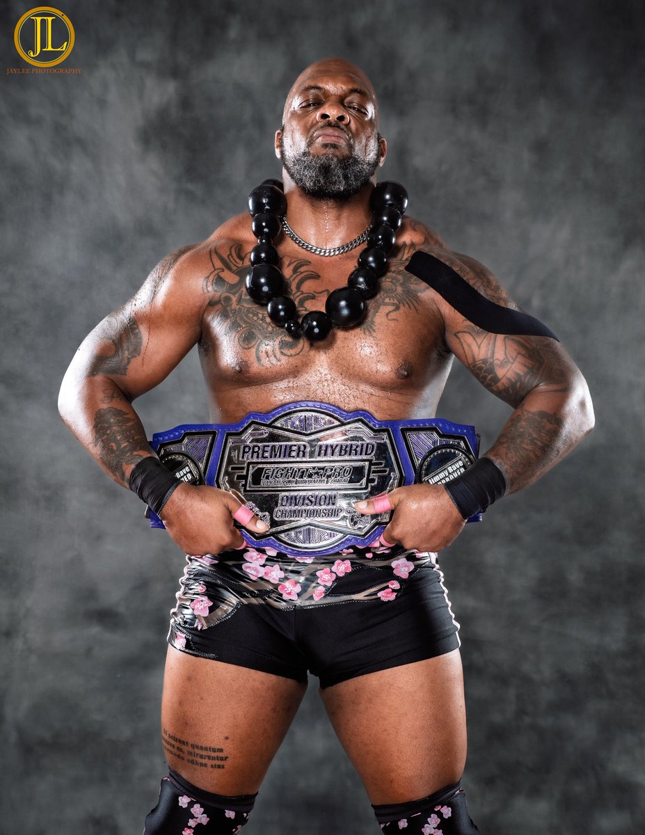 𝔗𝔥𝔢 𝔒𝔫𝔢 𝔗ℜ𝔘 𝔎𝔞𝔦𝔧𝔲 tweet media