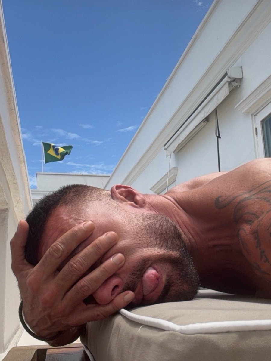 Ricky Martin tweet media