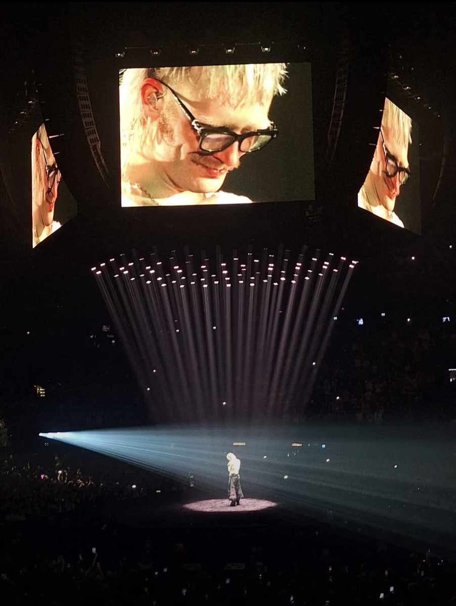 ⟢﹒miri﹒ tweet media