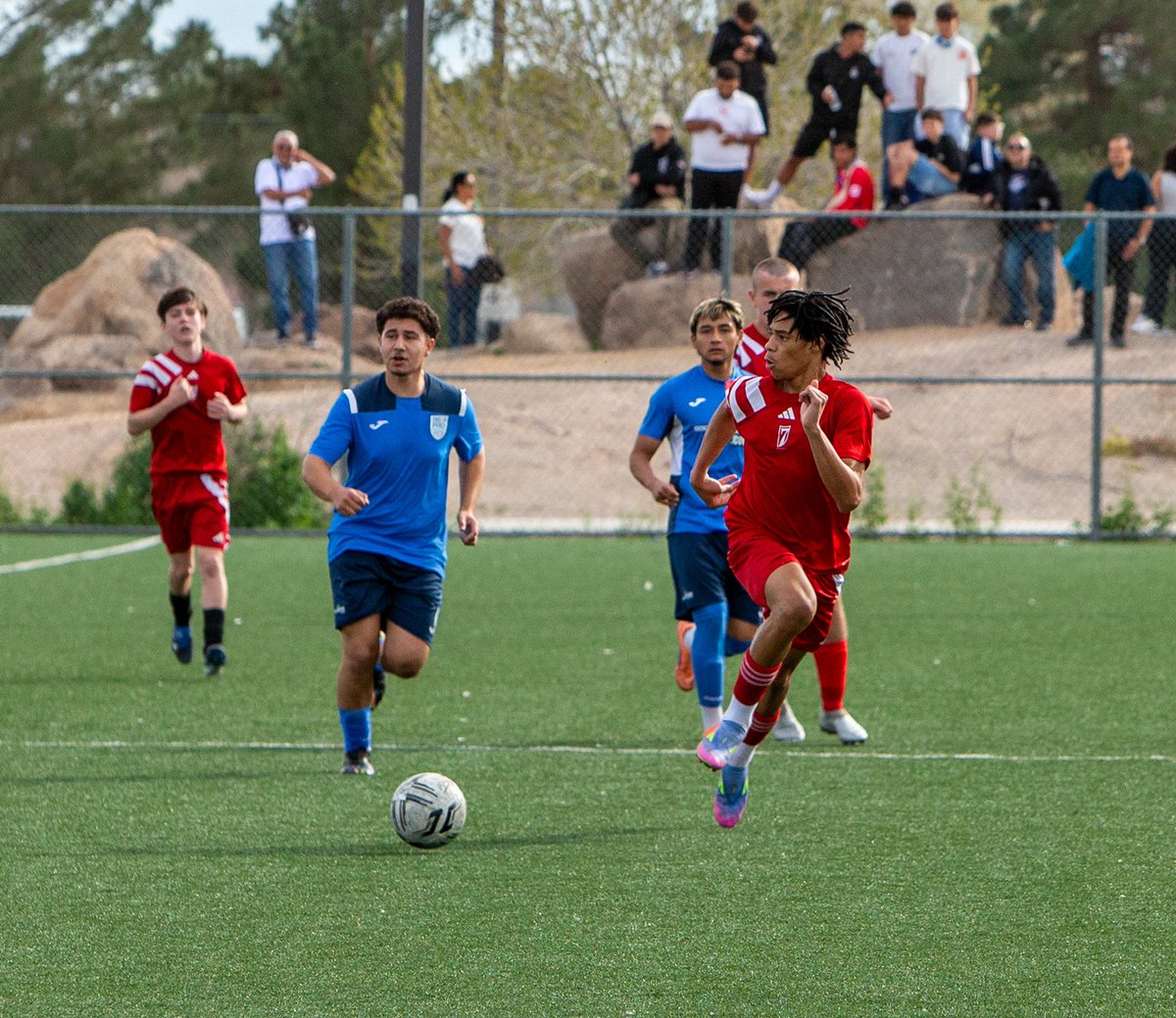 7EliteAcademyUK's tweet image. USA TOUR 🇬🇧🇺🇸🇿🇦 Our U-16s and #PlayerPathway partners @MarineAFC U-18s continued their preparations for the @LVMayorsCup with a series of friendlines against BE PRO 👊

JOIN US 👇
🌐 uk.7eliteacademy.com/join/
📲 DM
📥 uk@7eliteacademy.com

#7EliteAcademyUK | #USCollegeSoccer