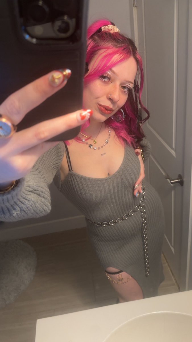 mireya ❣️ tweet media