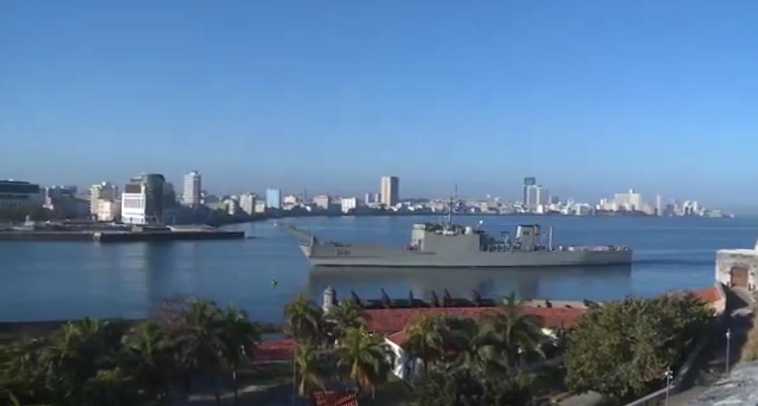 Se desafía la cruel arremetida imperial, con el arribo al puerto de La Habana de 2️⃣ buques de la Marina de México con ayuda para nuestro pueblo. Esta es una realidad que no se puede borrar 👇

 ‼️‼️#CubaNoEstáSola‼️‼️
#DefendiendoCuba🇨🇺💪❤️