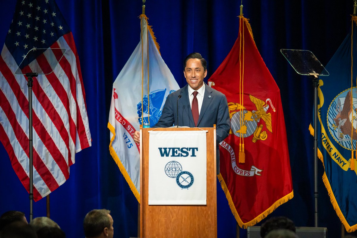 MayorToddGloria's tweet photo. At #WEST2026, I joined @Sdmac_Official to talk about what makes SD so special. Defense supports nearly 1/4 of our economy and we lead the nation in innovation. Our goal is to remain the premier defense innovation hub. That takes infrastructure, workforce and strong partnership. https://t.co/orbFC8S36N