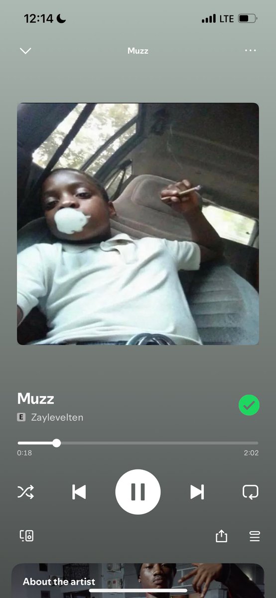 falafolosho's tweet image. Small small burti don dey touch overseas #muzz