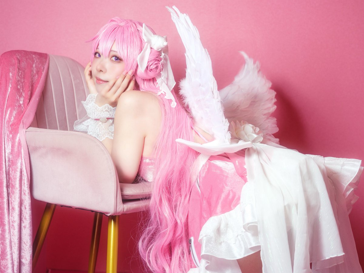 コスプレ〉 勝利の女神：NIKKE ドロシー：ノスタルジア Photo